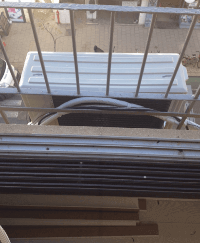 התקנת יחידה חיצונית מחוץ לחלון